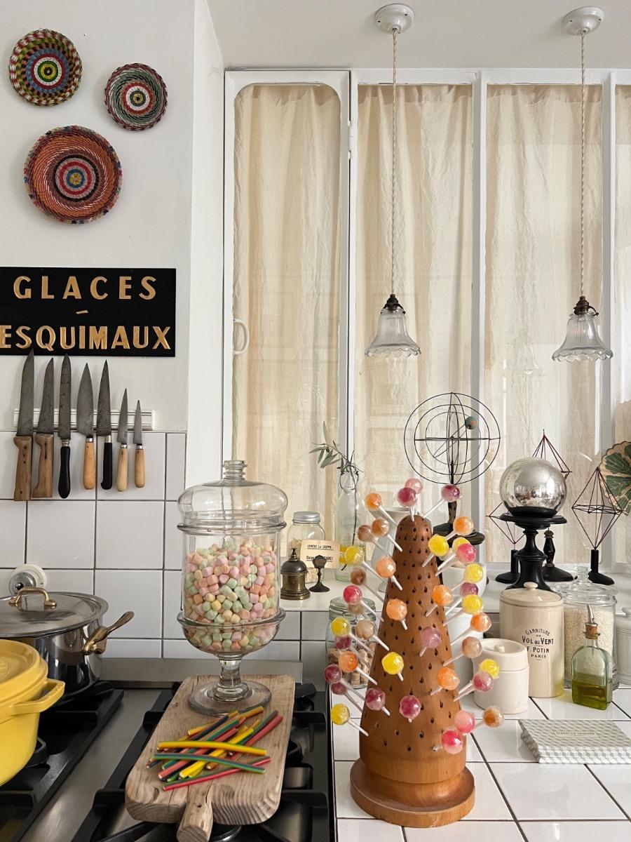 Grand présentoir à sucettes 1960