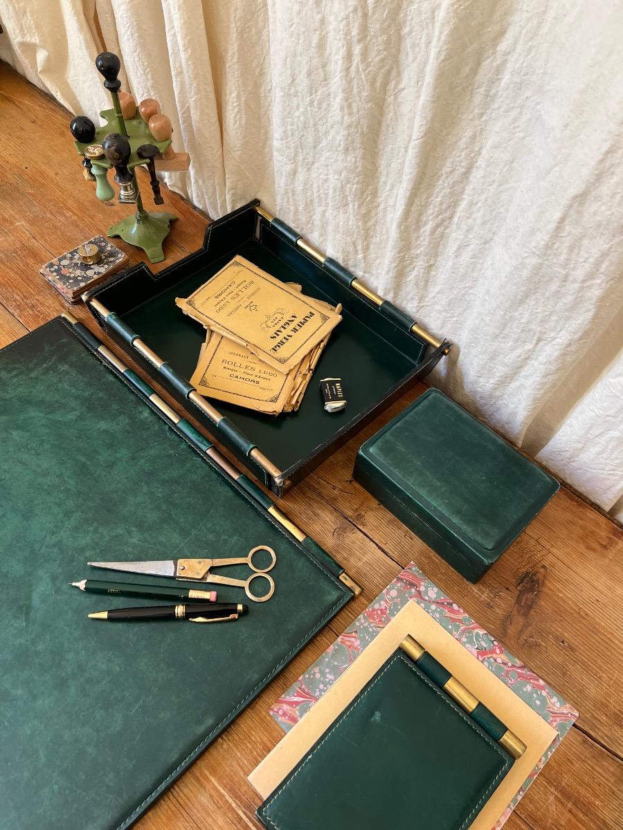 Nécessaire de bureau cuir laiton 1960