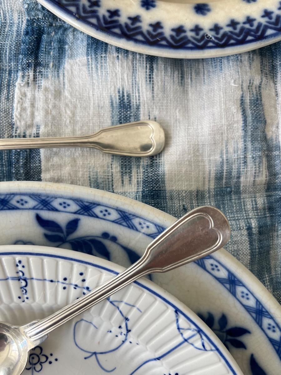 Service 12 cuillères dessert métal argenté 