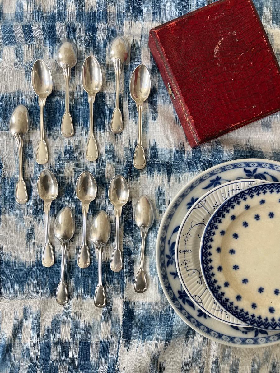 Service 12 cuillères dessert métal argenté 