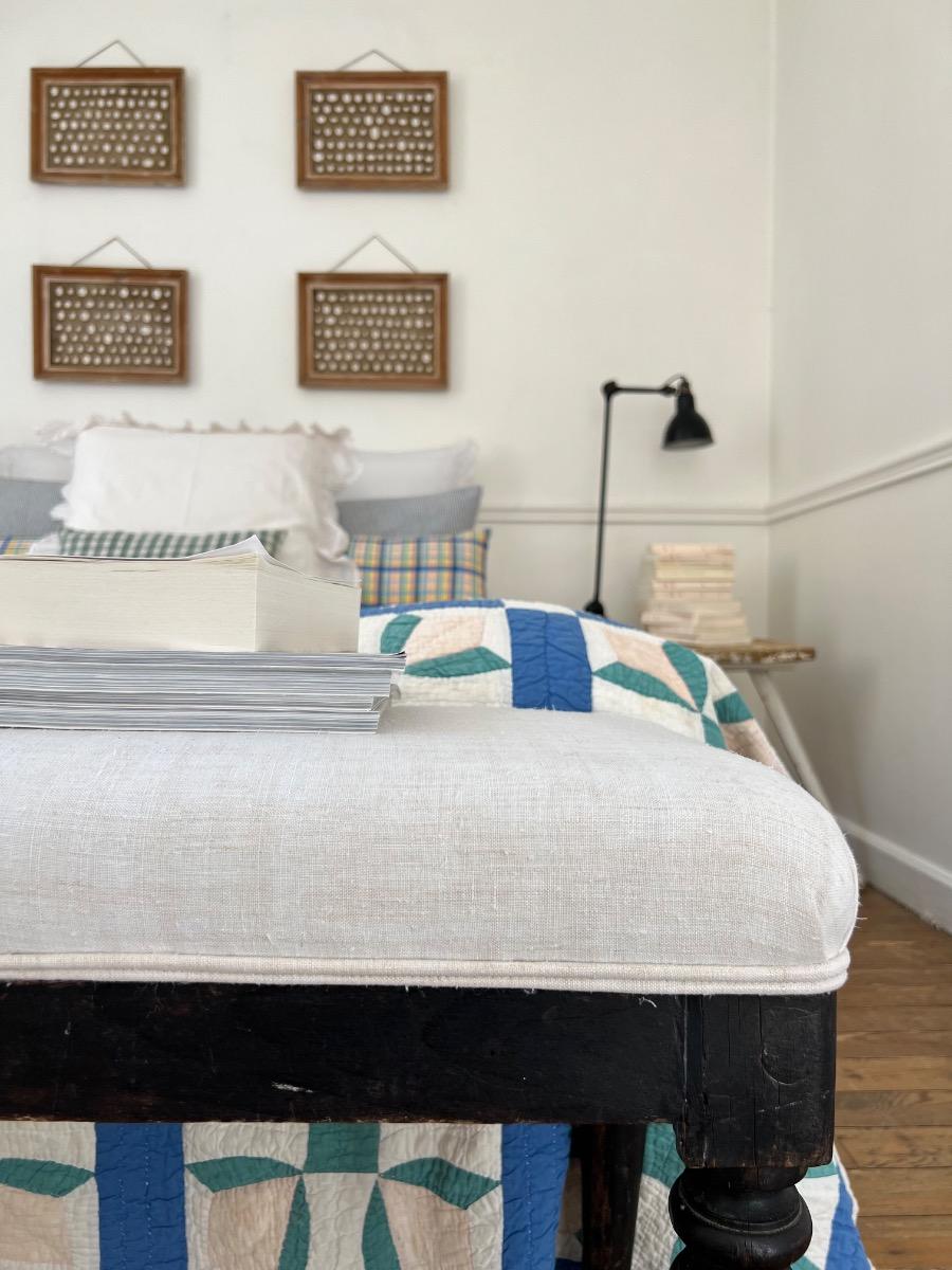 Banc XIXème retapissé lin ancien