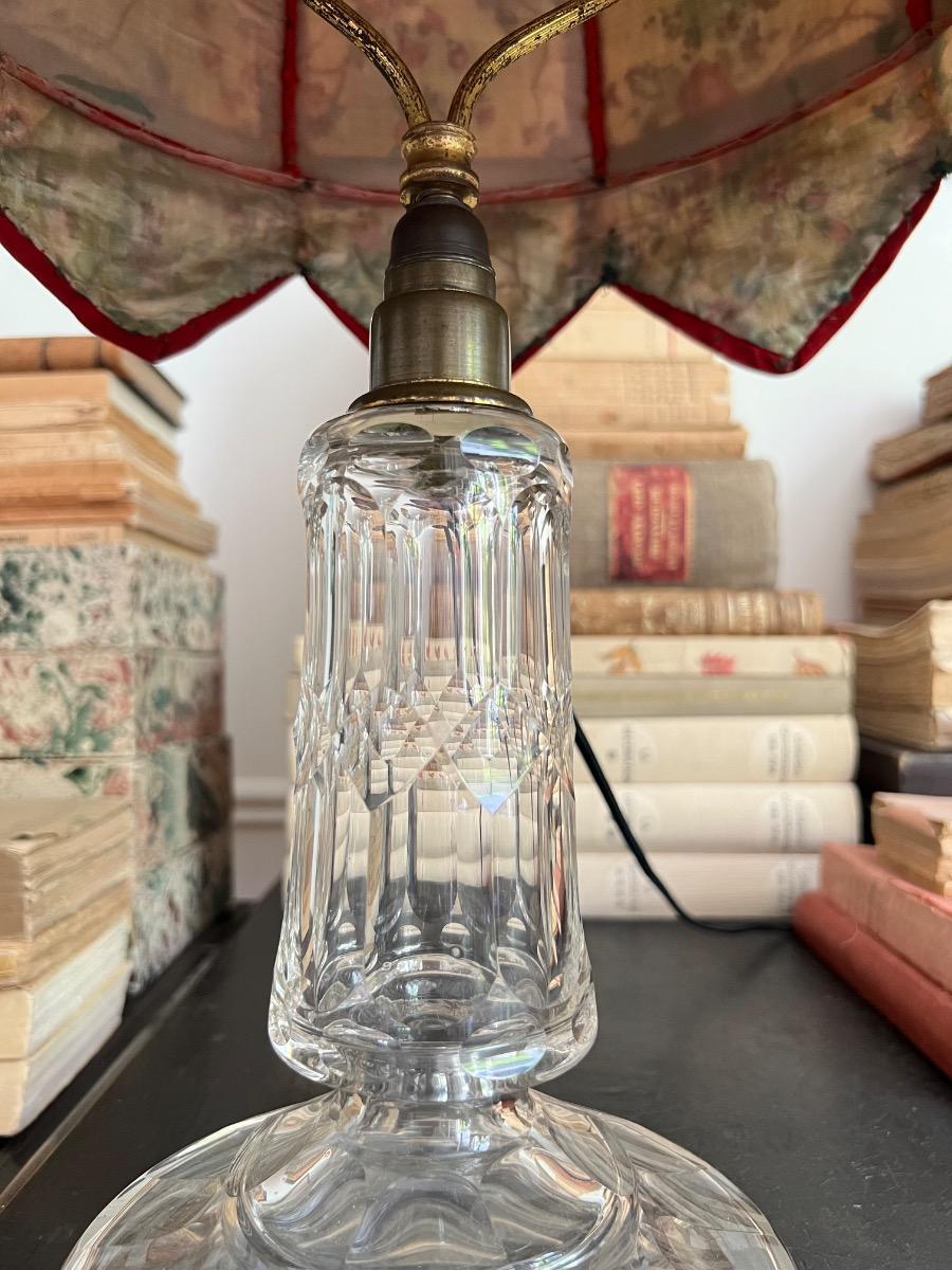 Lampe verre ciselé abat-jour dôme 1920