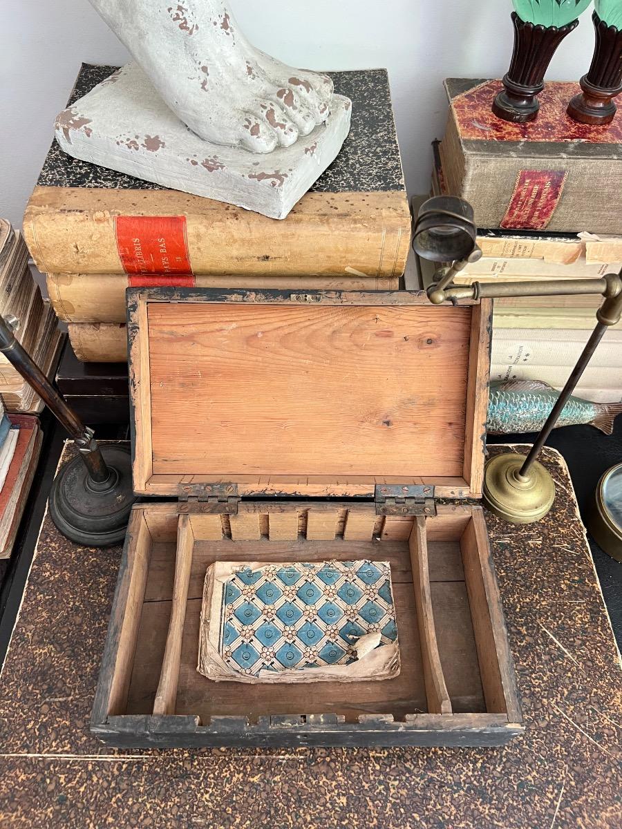 Boîte à cigares / allumettes bois noirci 1940