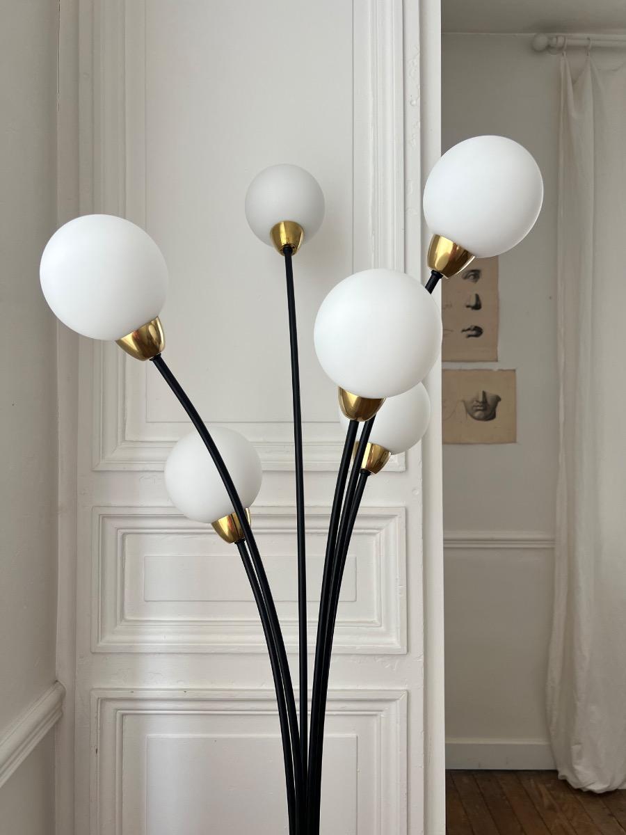 Lampe de parquet métal corde opaline 1960