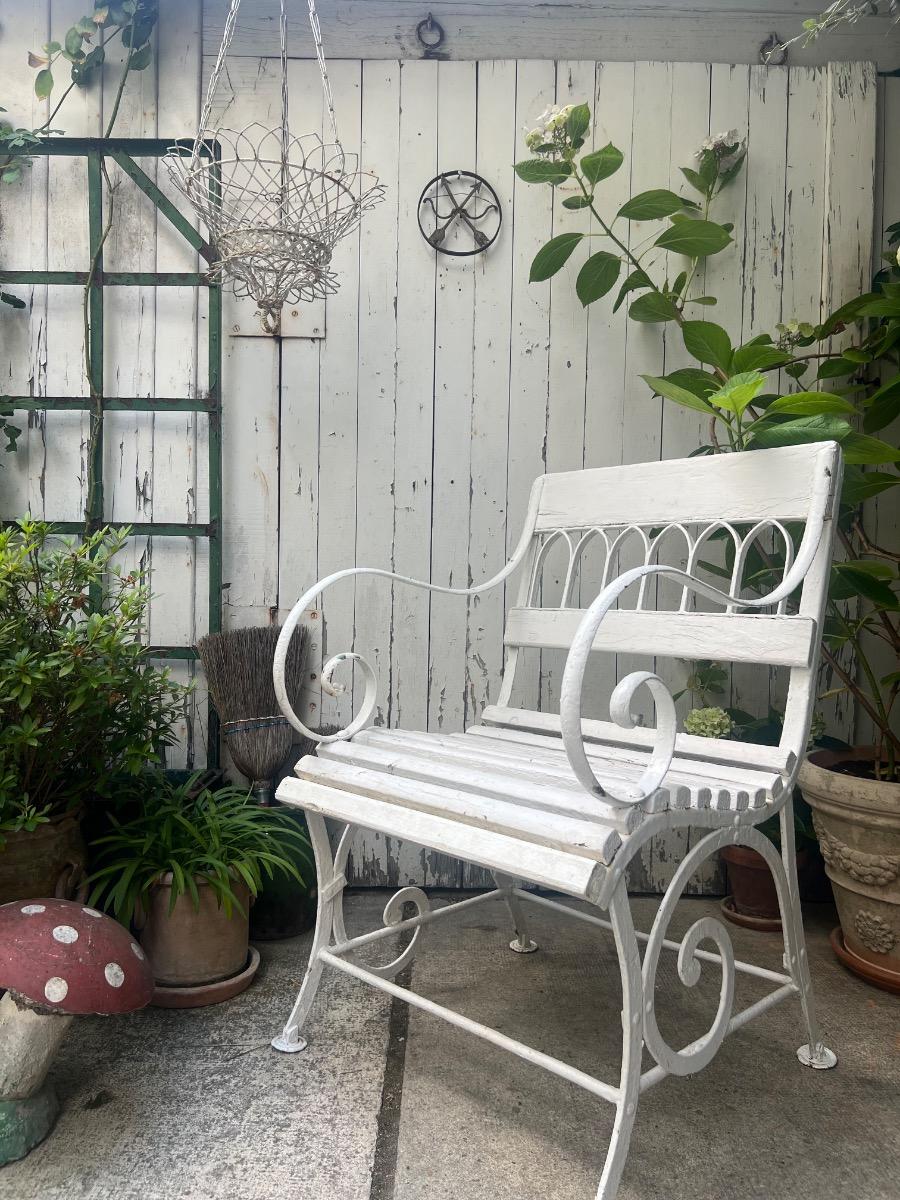 Large fauteuil de jardin XIXème