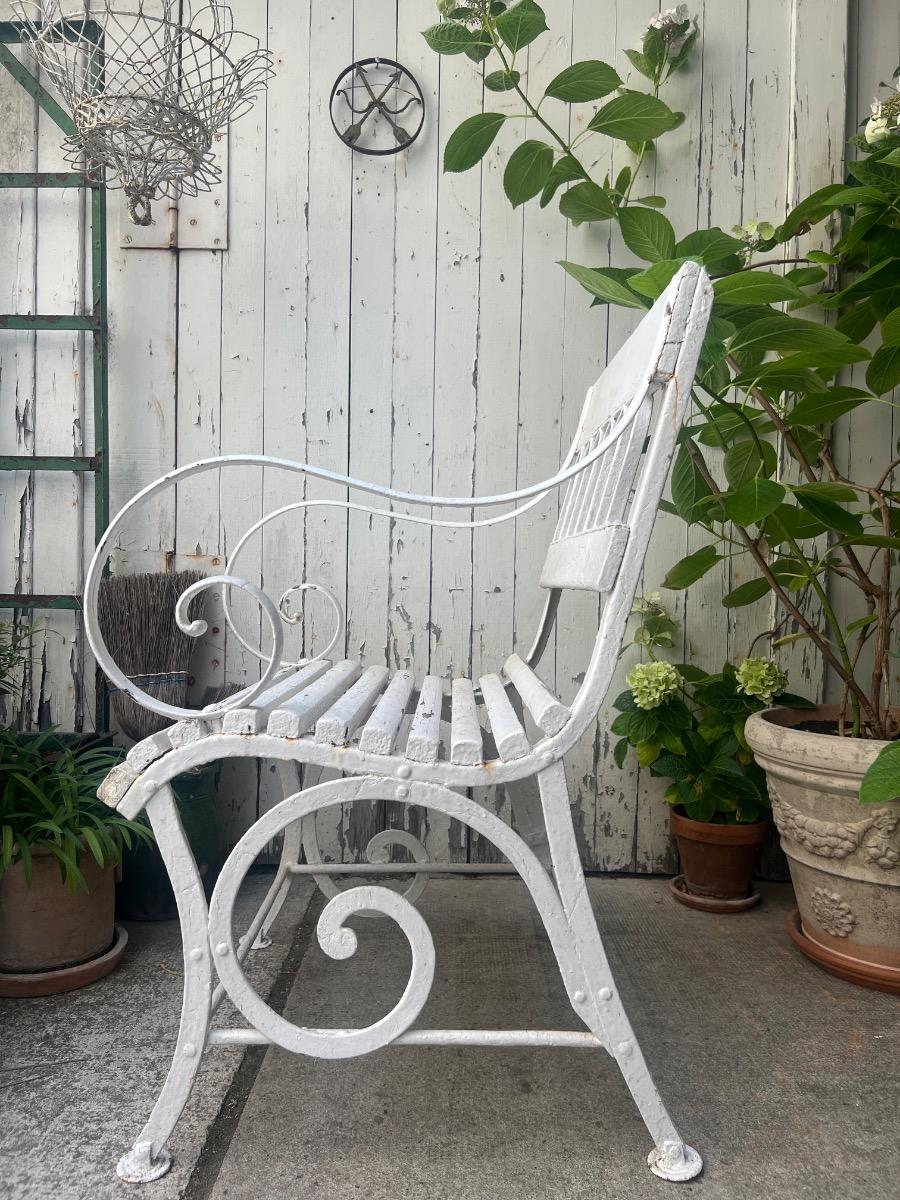 Large fauteuil de jardin XIXème