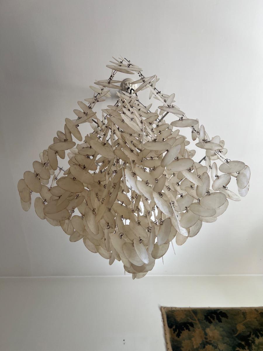 Lustre métal chromé et nacre 1970
